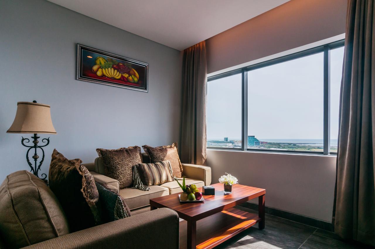 Arthama Hotels Makassar Exterior photo
